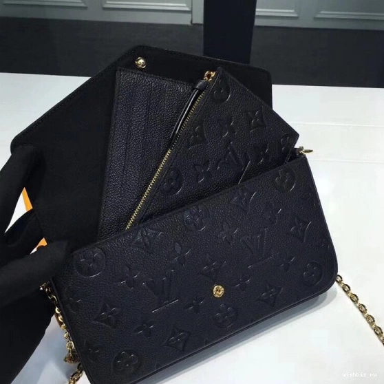 WIS POCHETTE FÉLICIE Louis Vuitton 0321